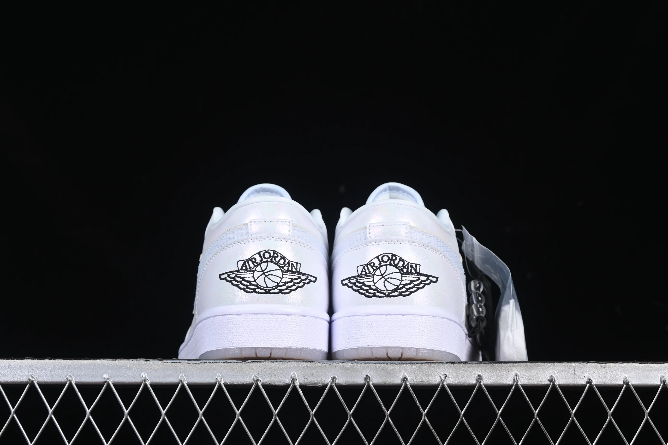 All Categories Air Jordan Jordan Series Basketball Shoes Air Jordan 1 Low Air Jordan 1 Low "Year of the Snake 2025" AJ1 Joe 1 Beige Symphony Pearlescent Low-top Cultural Basketball Shoes HF4080-001